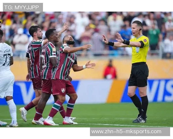 弗鲁米嫩塞大胜锁定巴甲前七名资格争夺明年解放者杯席位希望大增