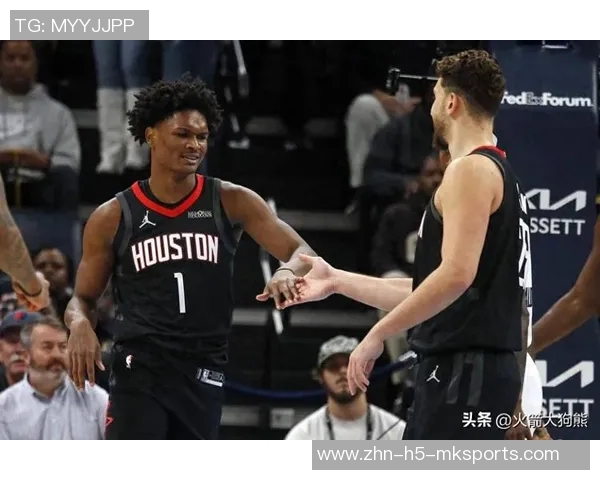 费尔顿称大球型控卫适合火箭队能防守又能助攻不必依赖得分
