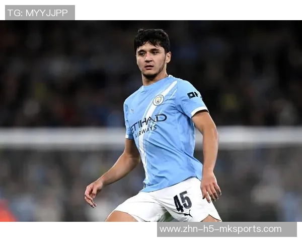 弗赖堡门将阿图伯鲁今夏或转会多家欧洲豪门争抢